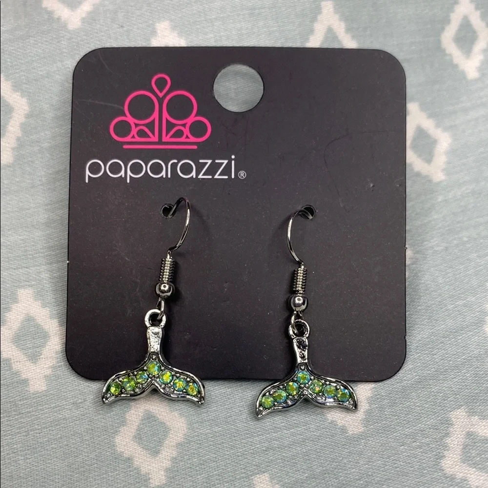 Paparazzi Kids Green Mermaid Tail Earrings